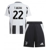 Juventus Timothy Weah #22 Replica Home Minikit 2024-25 Short Sleeve (+ pants)